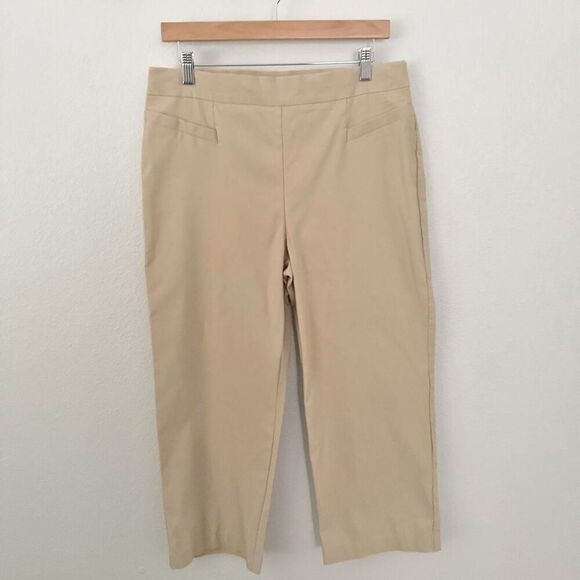 CHICO'S | So Slimming Khaki Crop Pants Pull On Slim Pants | Size 2.5 (Large, 14) - Picture 2 of 7